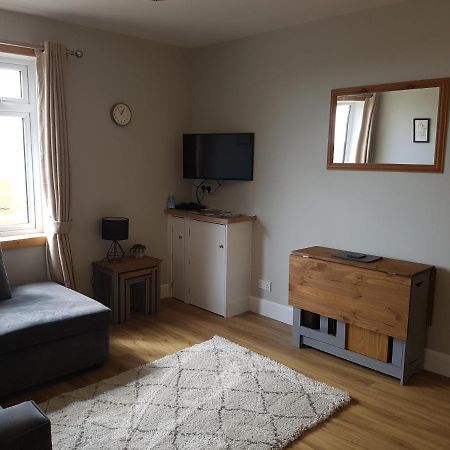 Lindisfarne Self Catering Apartment Navershaw ภายนอก รูปภาพ