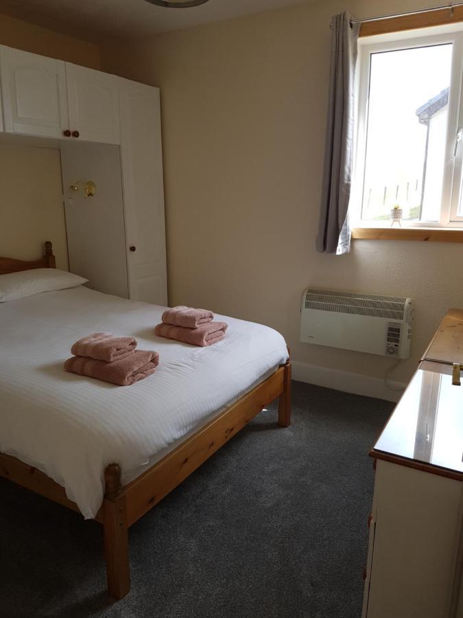 Lindisfarne Self Catering Apartment Navershaw ภายนอก รูปภาพ