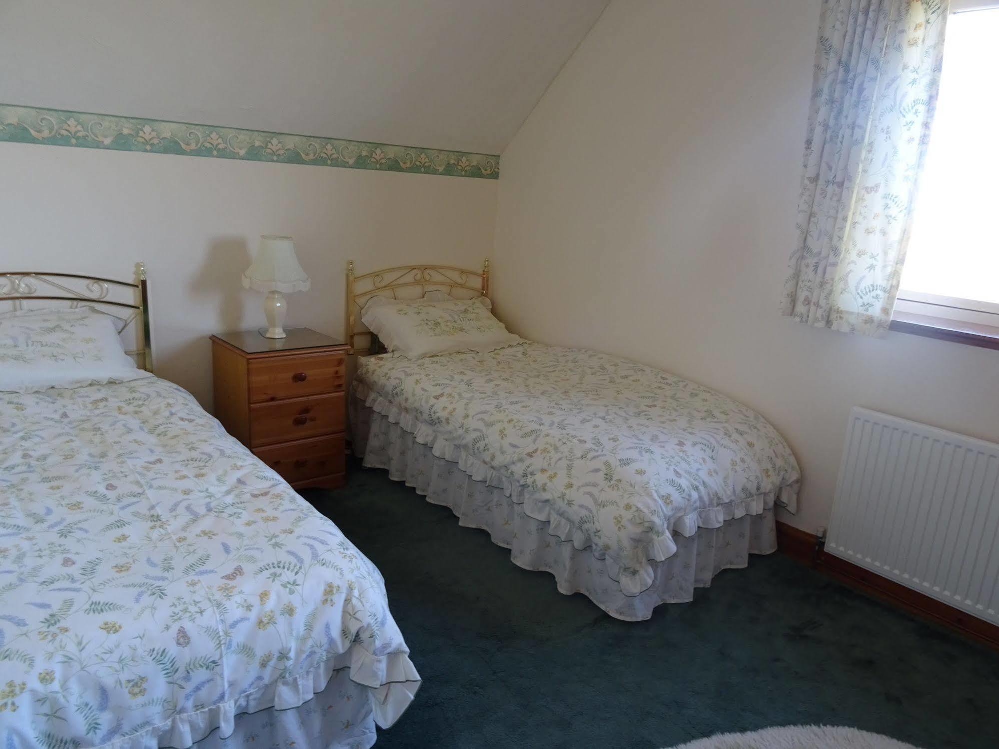 Lindisfarne Self Catering Apartment Navershaw ภายนอก รูปภาพ